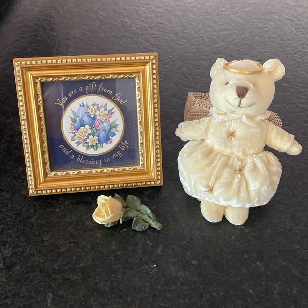 Heart felt collection by Kathy Seek,‎ picture, rose pin, and angel teddy plush